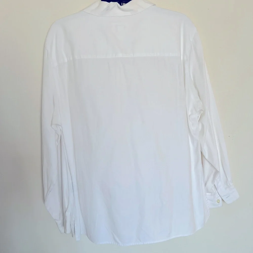 Talbots Button Down - Picture 4 of 4
